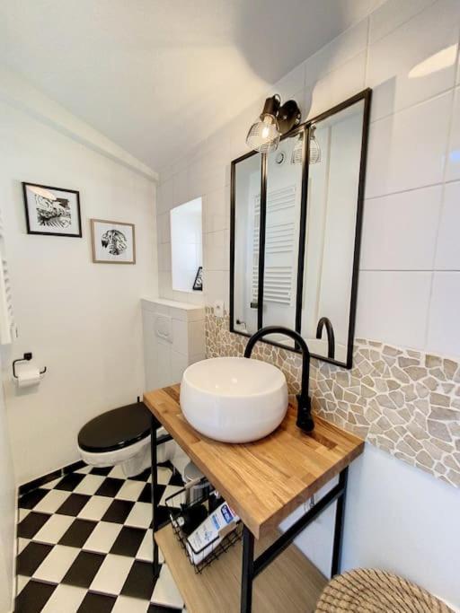Bienvenue A La Tatoo Room Bourgoin-Jallieu Extérieur photo